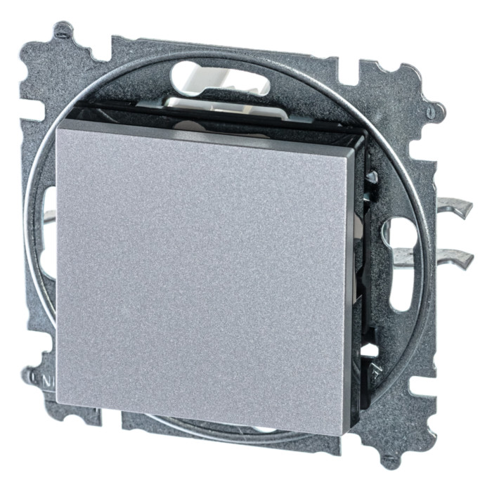 Выключатель одноклавишный ABB LEVIT, серебро // дымчатый черный, 2CHH590645A6070